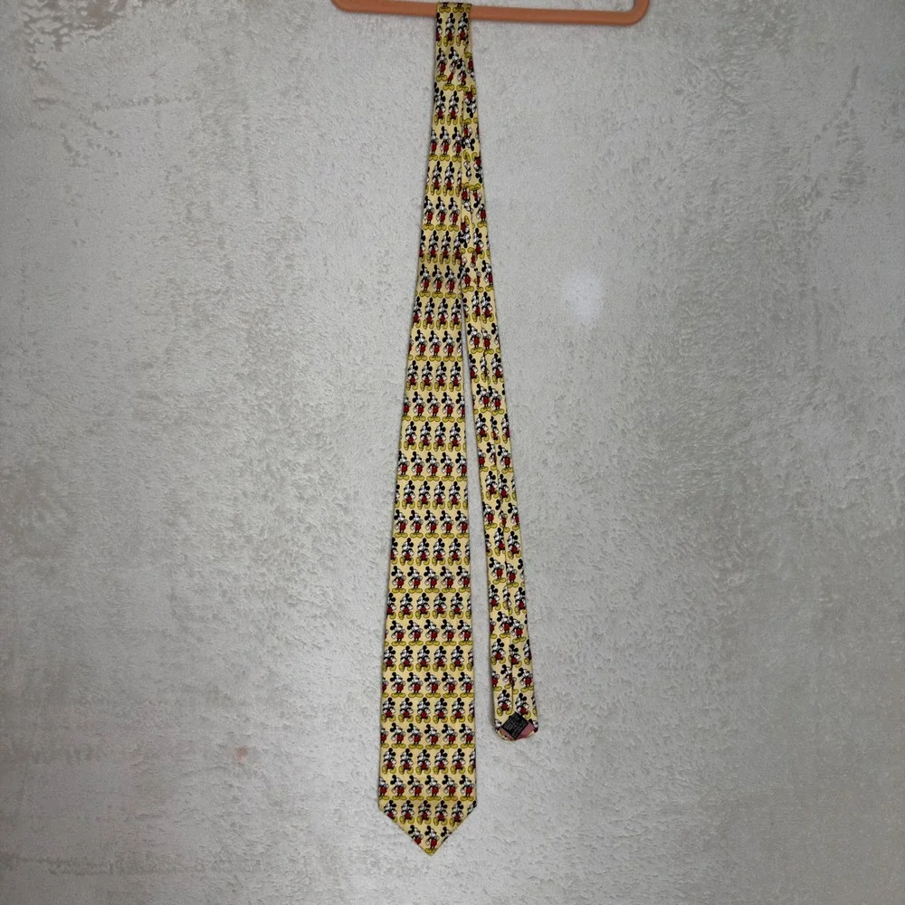 Vintage Mickey & Co Disney Silk Tie Novelty Yellow Mickey Mouse Made in Italy